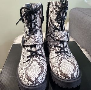 G by Guess Slayder Boot